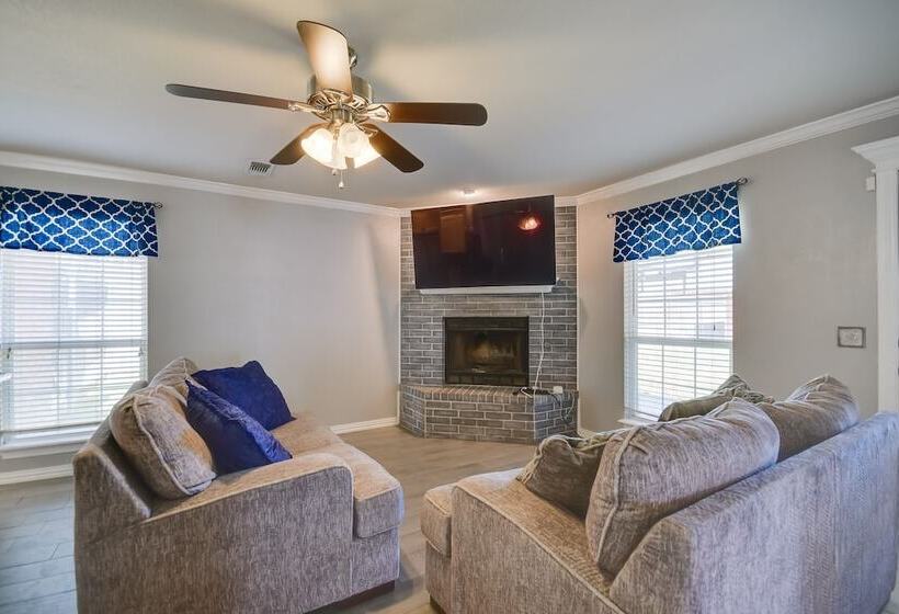 Pet Friendly Amarillo Home: 5 Mi To Downtown!