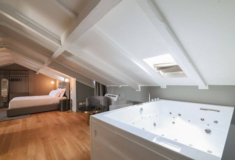 Prestige Boutique Homes Aparthotel Piazza Duomo View