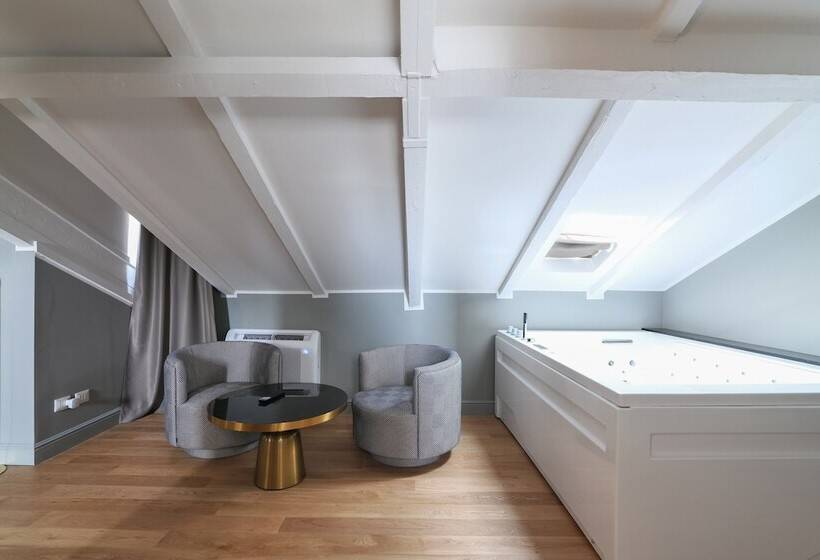 Prestige Boutique Homes Aparthotel Piazza Duomo View