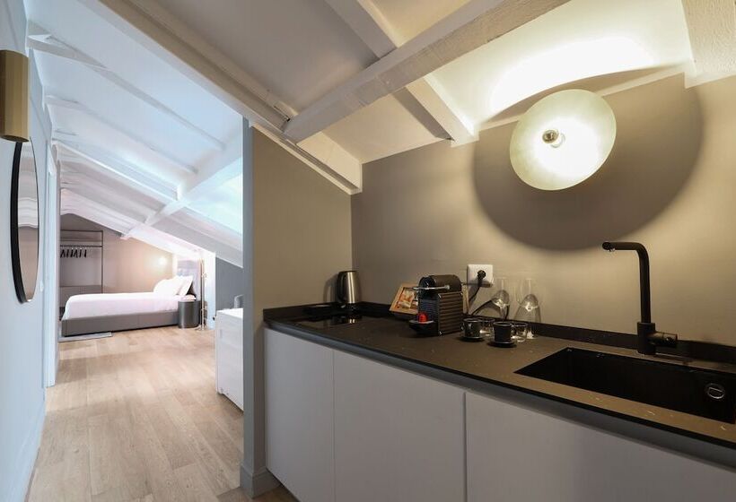 Prestige Boutique Homes Aparthotel Piazza Duomo View