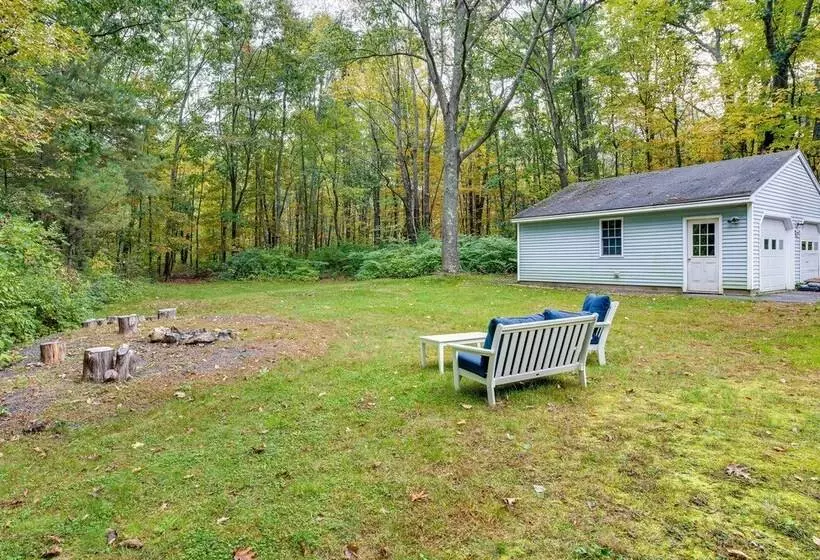 Near Beach: Pet Friendly Getaway W/ Yard