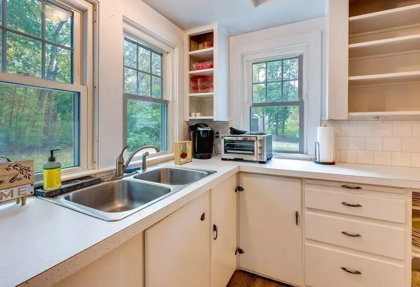 Near Beach: Pet Friendly Getaway W/ Yard