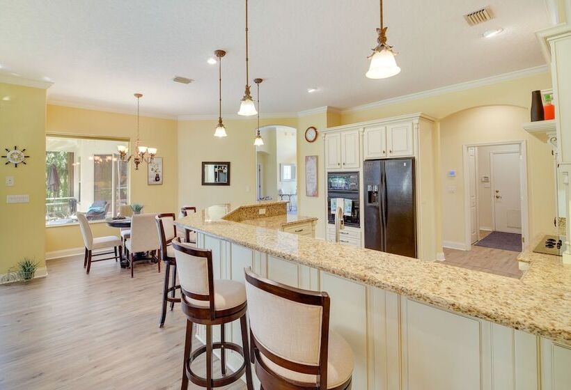 Ranch Style Florida Retreat W/ Pool & Lanai