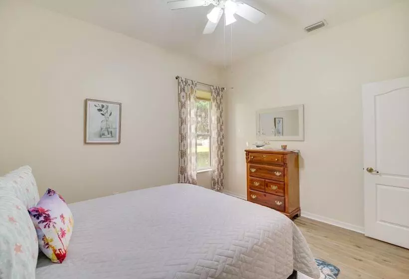 Ranch Style Florida Retreat W/ Pool & Lanai