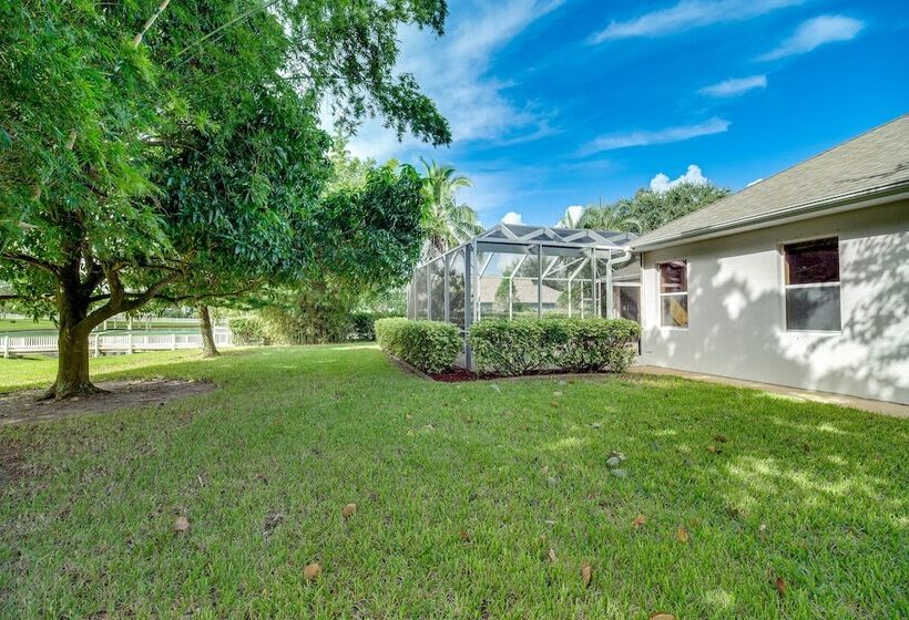 Ranch Style Florida Retreat W/ Pool & Lanai