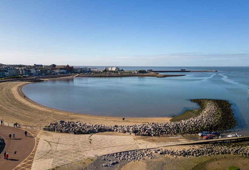 Morecambe Bay Cottage  Hot Tub/ Jacuzzi/sauna