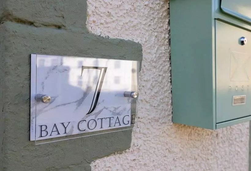 Morecambe Bay Cottage  Hot Tub/ Jacuzzi/sauna