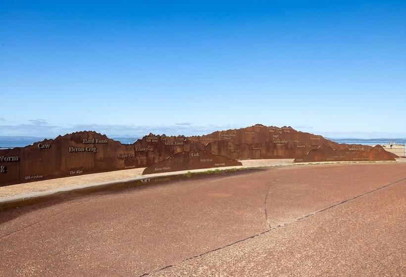Morecambe Bay Cottage  Hot Tub/ Jacuzzi/sauna