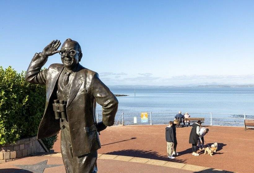 Morecambe Bay Cottage  Hot Tub/ Jacuzzi/sauna
