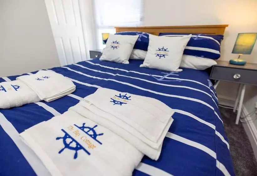 Morecambe Bay Cottage  Hot Tub/ Jacuzzi/sauna