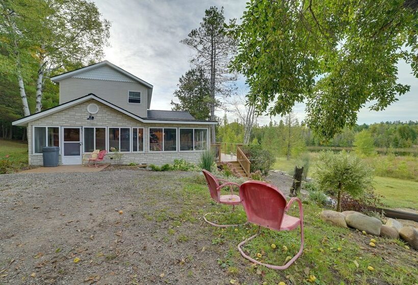 Riverfront Cheboygan Cabin W/ Kayaks & Dock!