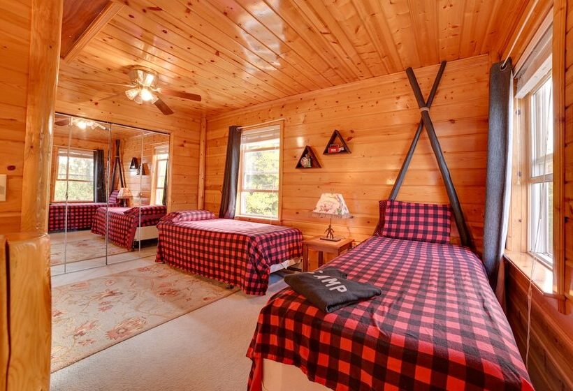 Riverfront Cheboygan Cabin W/ Kayaks & Dock!