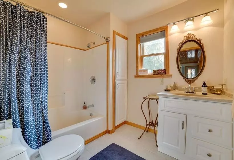 Riverfront Cheboygan Cabin W/ Kayaks & Dock!