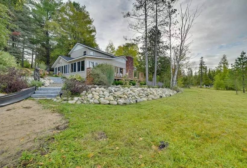 Riverfront Cheboygan Cabin W/ Kayaks & Dock!