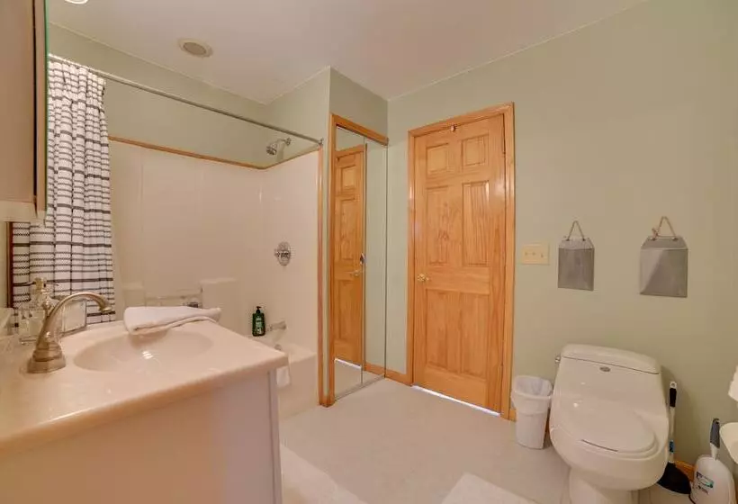 Riverfront Cheboygan Cabin W/ Kayaks & Dock!