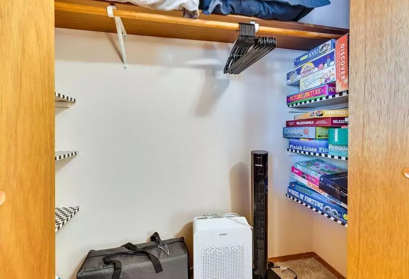 Ronald Cabin W/ Private Deck: Near Cle Elum Lake!