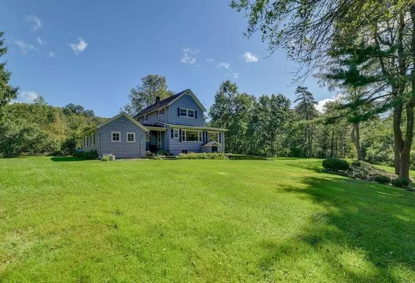 Rustic Bainbridge Retreat W/ Spacious Yard!