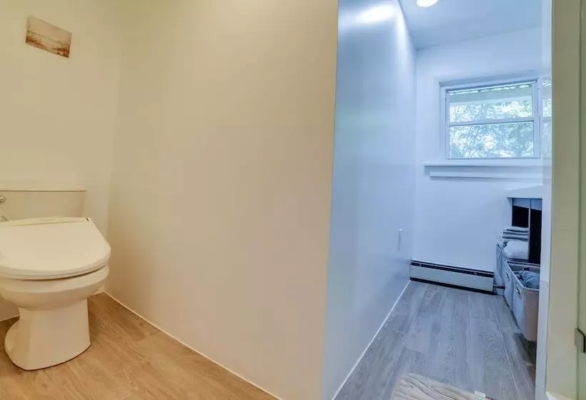 Rustic Bainbridge Retreat W/ Spacious Yard!