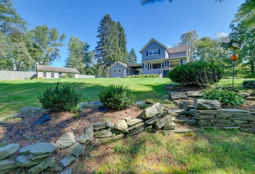 Rustic Bainbridge Retreat W/ Spacious Yard!