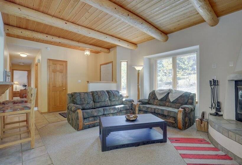 Secluded Amalia Retreat W/ Cozy Fireplace & Grill!