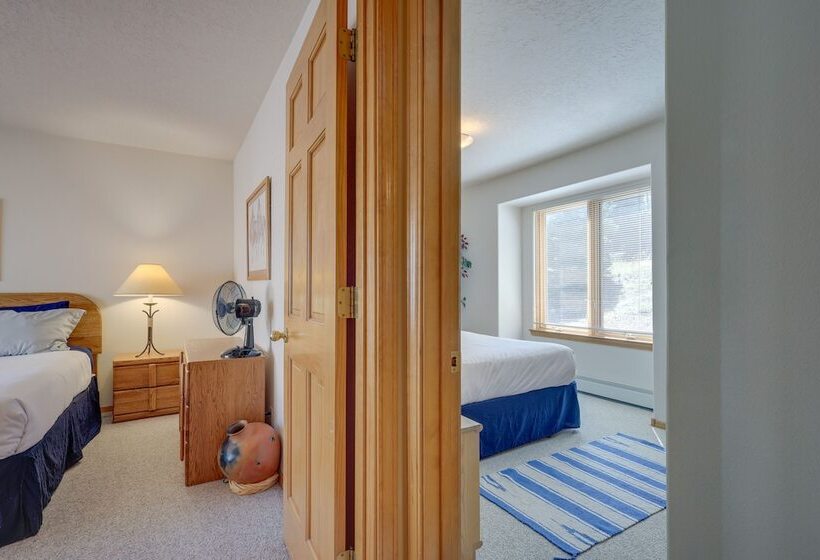 Secluded Amalia Retreat W/ Cozy Fireplace & Grill!