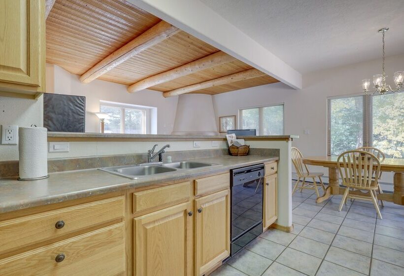 Secluded Amalia Retreat W/ Cozy Fireplace & Grill!