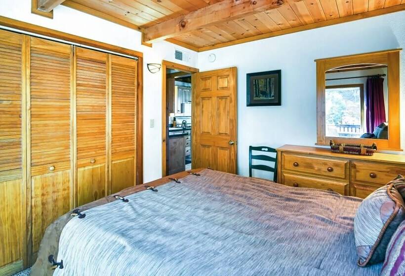 Hot Tub & Deck: Big Bear City Cabin Near Skiing