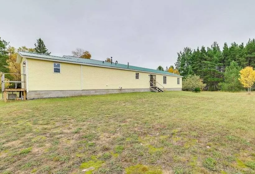 Spacious De Tour Village Home Near Lake Huron!