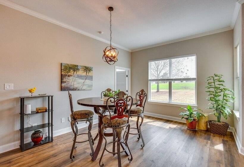 Covered Patio & Yard: Texas Escape In Keene