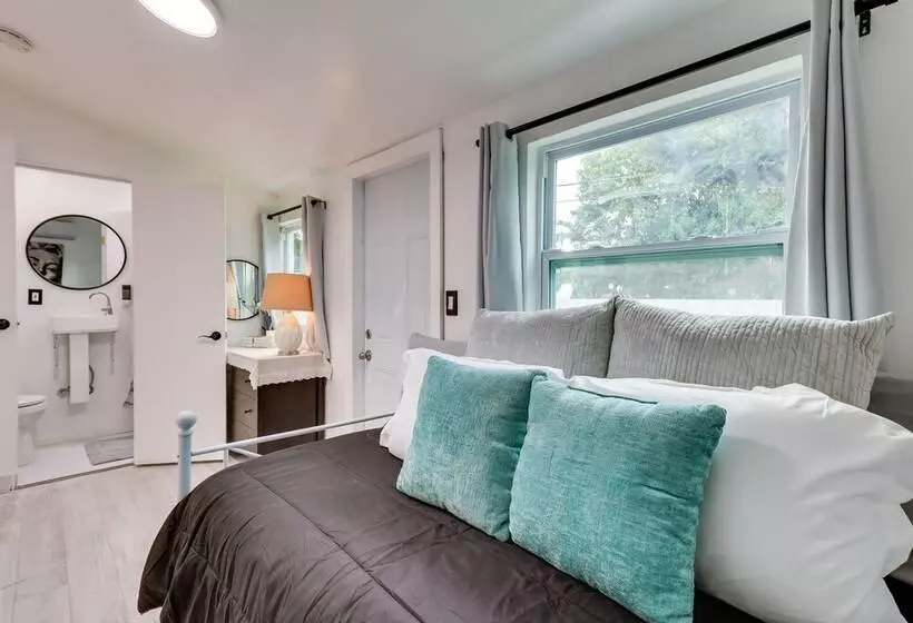 Stylish Miami Home: 2 Mi To Intracoastal Waterway!