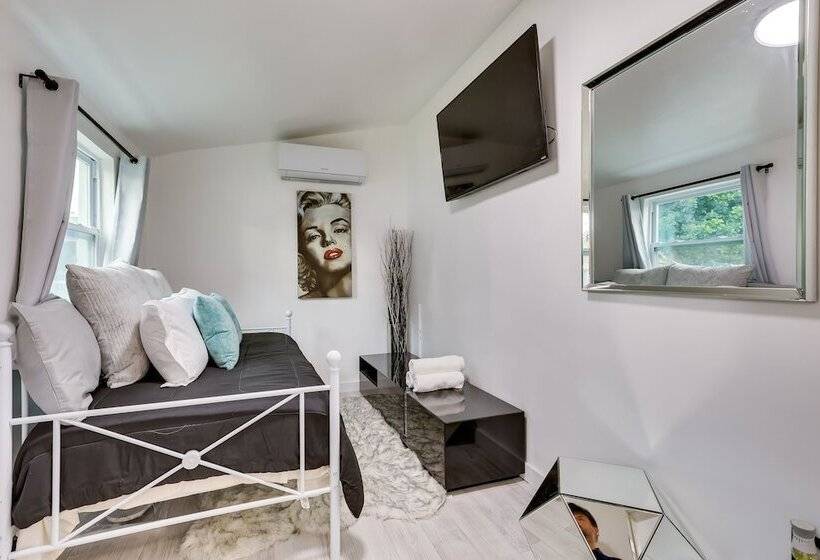 Stylish Miami Home: 2 Mi To Intracoastal Waterway!