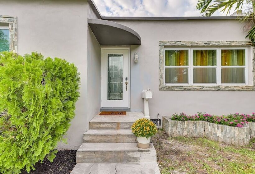 Stylish Miami Home: 2 Mi To Intracoastal Waterway!