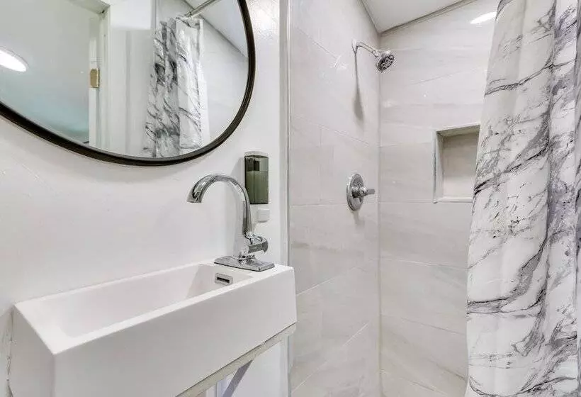 Stylish Miami Home: 2 Mi To Intracoastal Waterway!