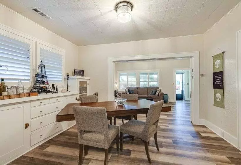 Sunny Turlock Cottage: Walk To Downtown!