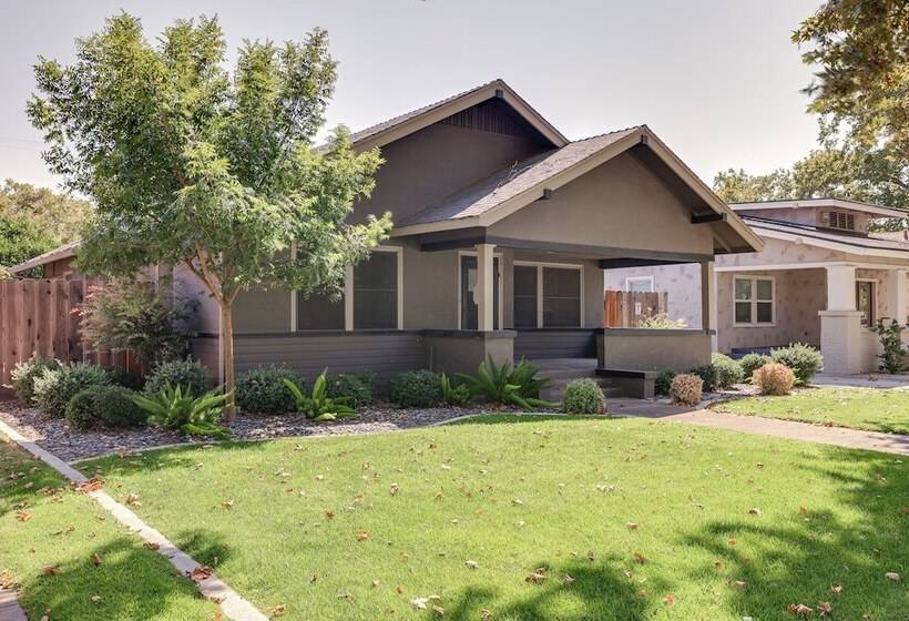 Sunny Turlock Cottage: Walk To Downtown!