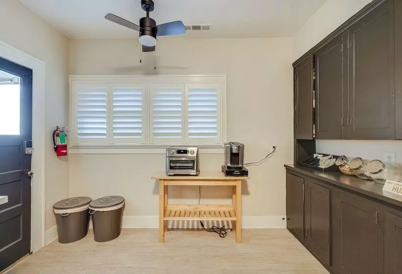 Sunny Turlock Cottage: Walk To Downtown!