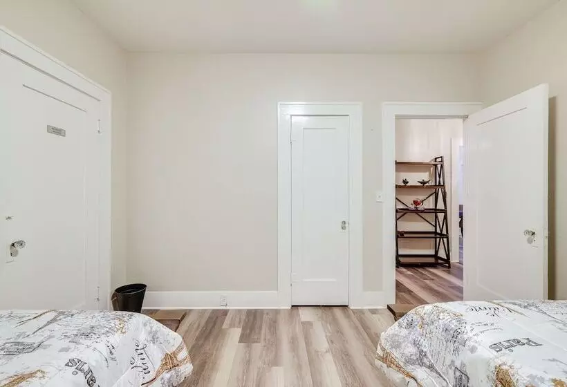 Sunny Turlock Cottage: Walk To Downtown!