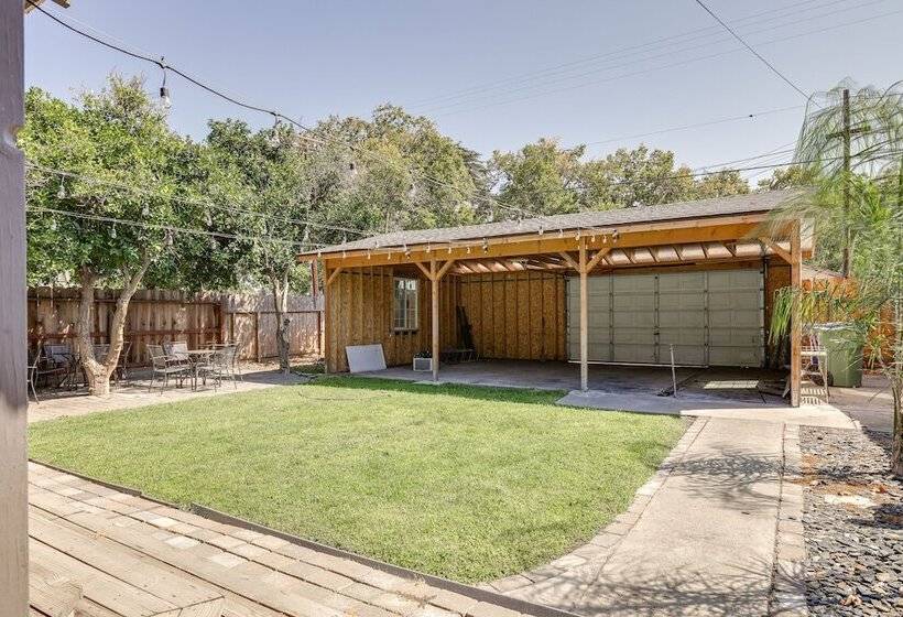 Sunny Turlock Cottage: Walk To Downtown!