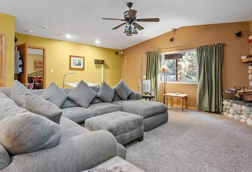 The Mauna Home