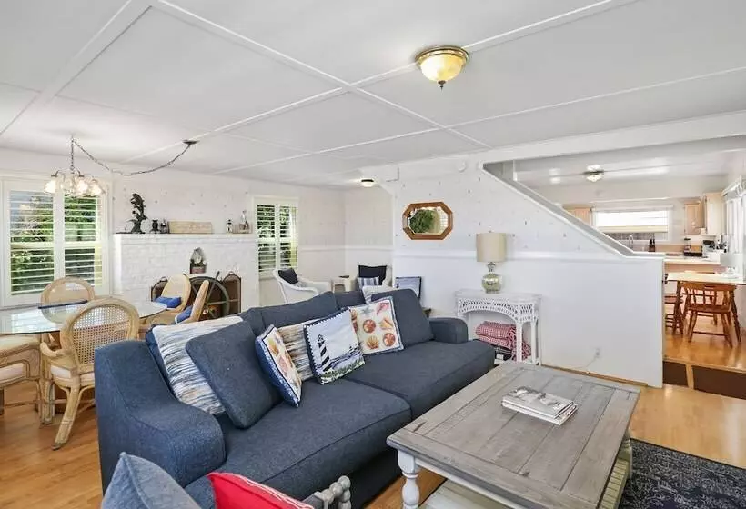 Stunning Beachfront Home In Prime Newport Location