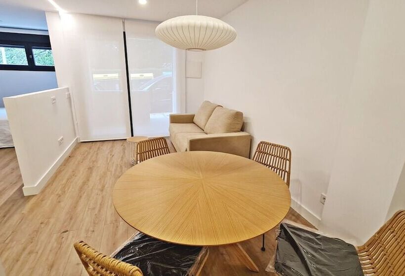 مبيت وإفطار Br Silgar Suites