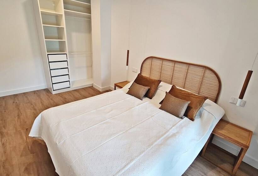 مبيت وإفطار Br Silgar Suites