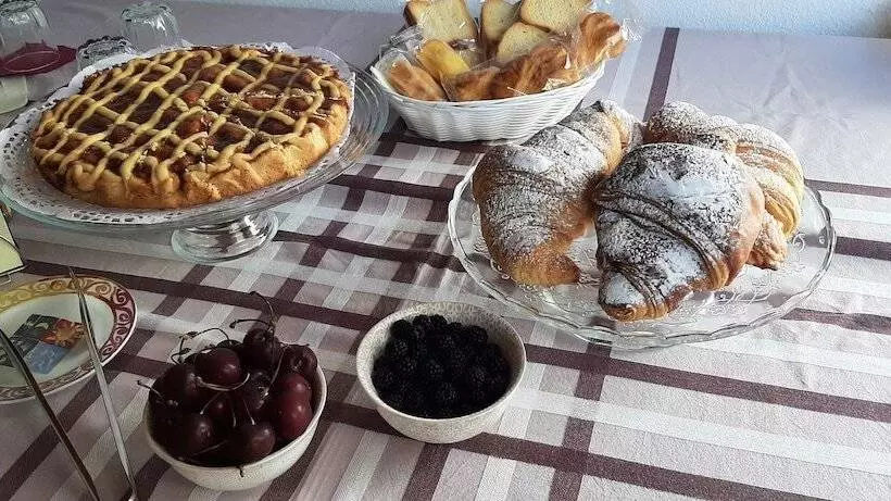 تختخواب و صبحانه Marrubiu