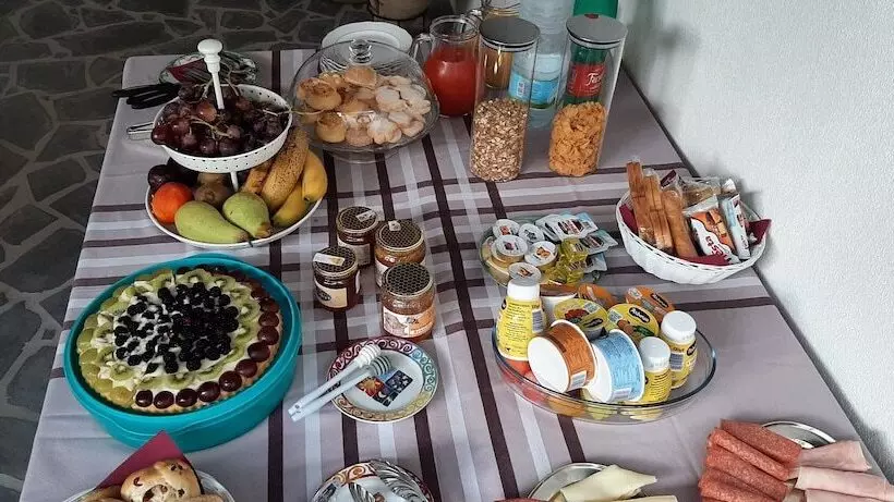 تختخواب و صبحانه Marrubiu