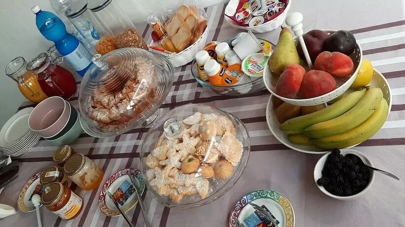 تختخواب و صبحانه Marrubiu