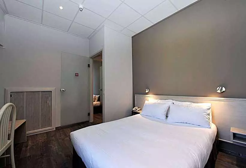 Hotelli Cit Hôtel Le Louvre Orange