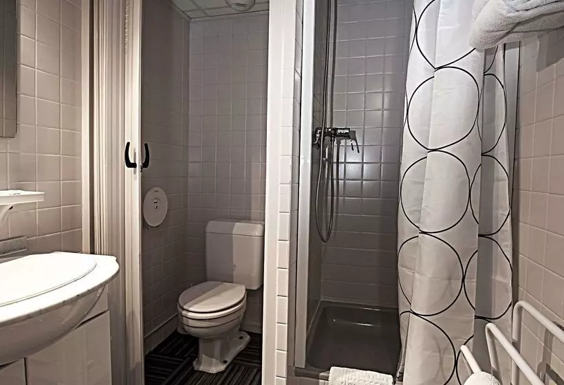 Hotelli Cit Hôtel Le Louvre Orange