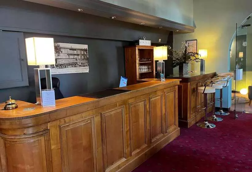 Hotelli Cit Hôtel Le Louvre Orange