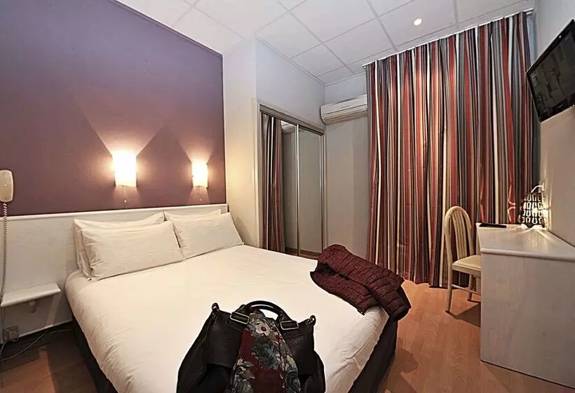 Hotelli Cit Hôtel Le Louvre Orange