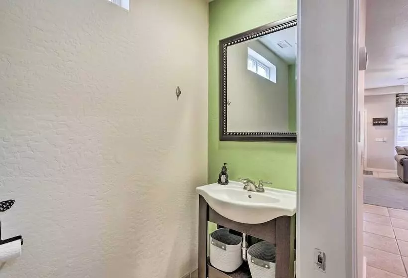 5 Mi To Big Bear Lake: Cozy Cottage W/ Hot Tub